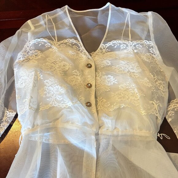 Sheer White Lace Button-Front Top Belted Waist & Long Sleeves Alex Evenings - Picture 6 of 15